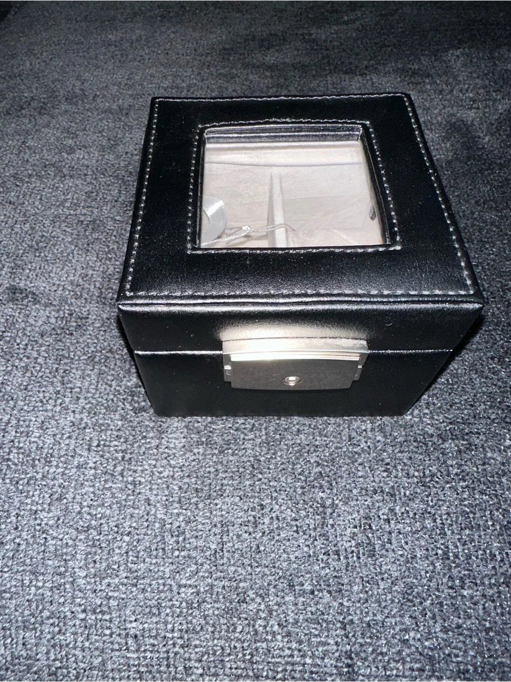 ROYCE New York Black Leather Watch Box